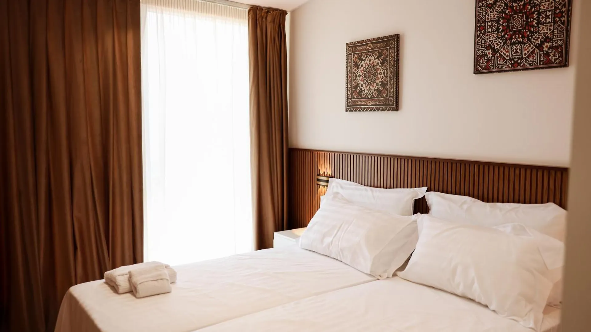 Kruja Townscape Rooms Hotel