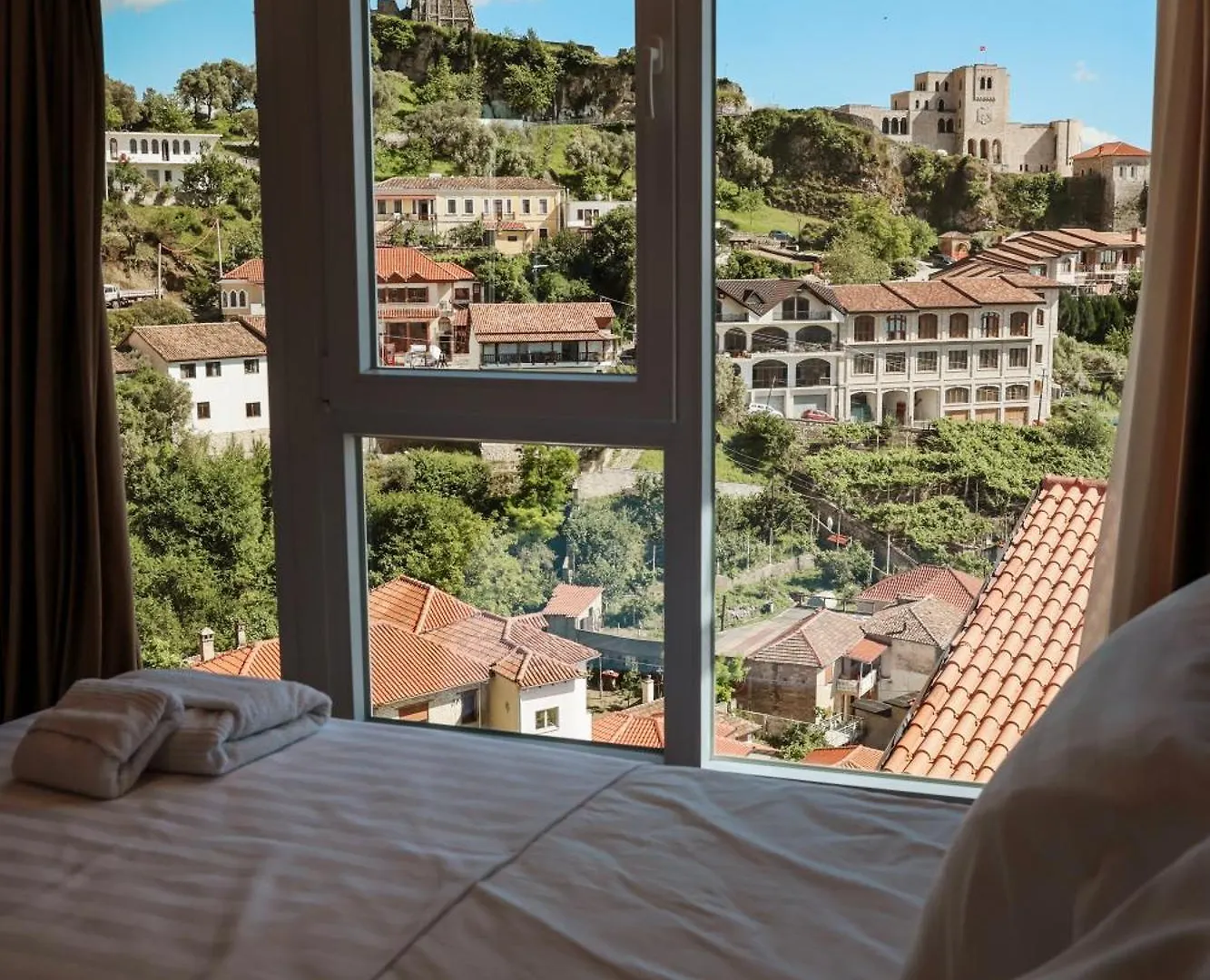 Hotel Kruja Townscape Rooms