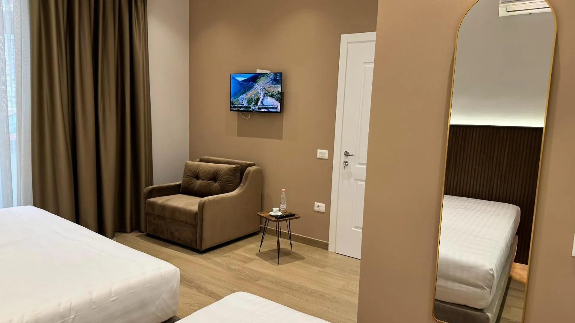 Kruja Townscape Rooms Hotel Krujë